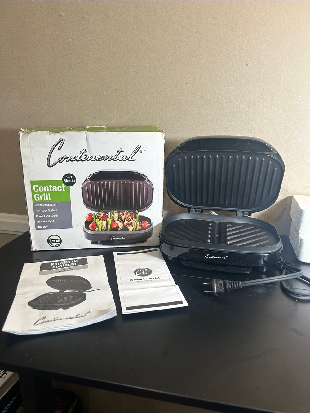 Continental Electric Contact Grill (Model CE23799)